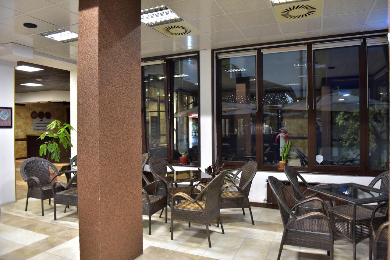 Royal Bansko - Accommodation, BB, Half Board Plus&All Inclusive Exteriör bild