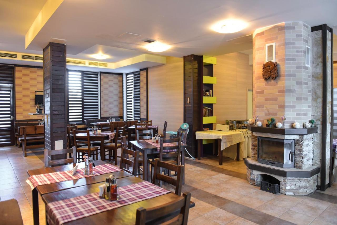 Royal Bansko - Accommodation, BB, Half Board Plus&All Inclusive Exteriör bild
